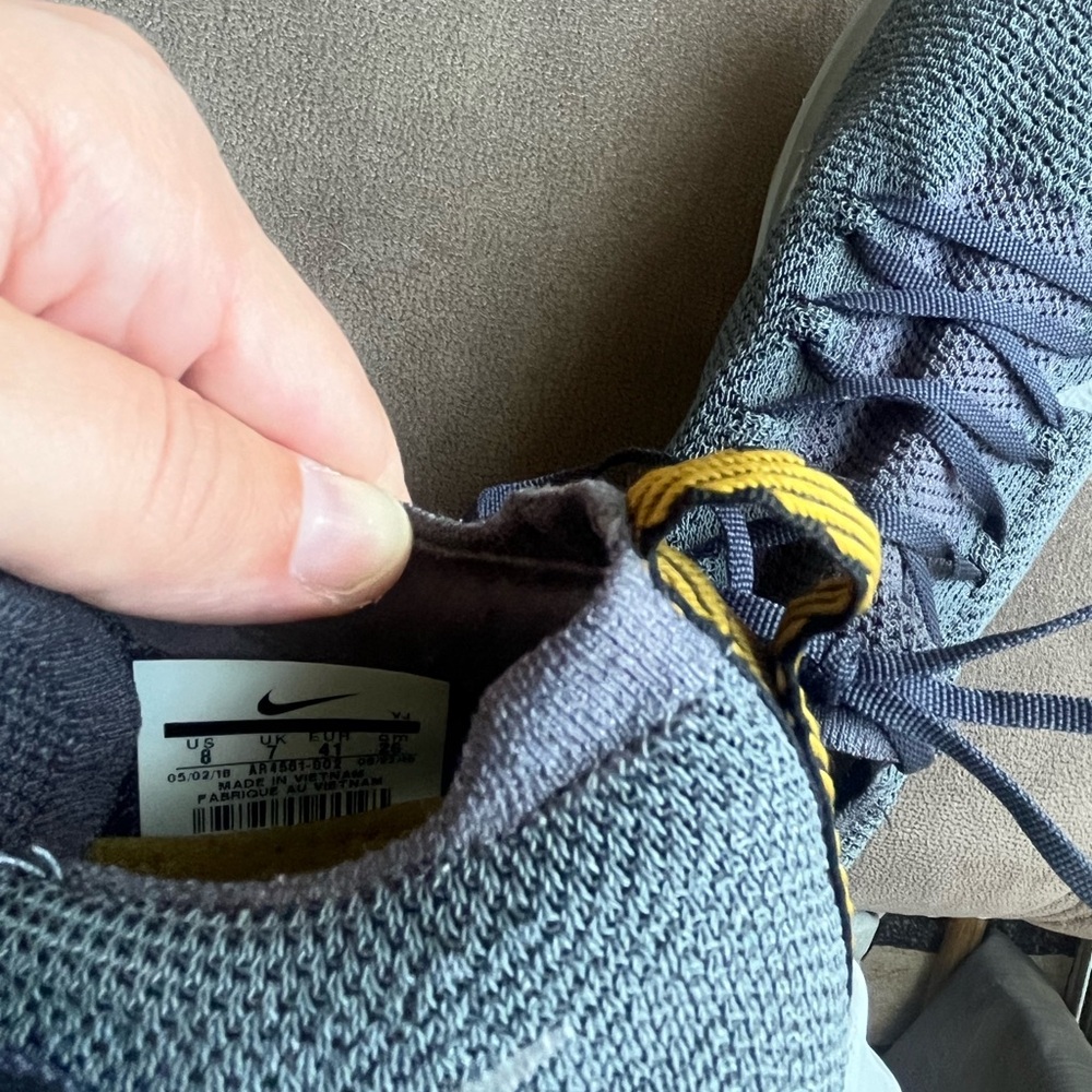 Nike Zoom Fly Flyknit women size 8 - Picture 5 of 6
